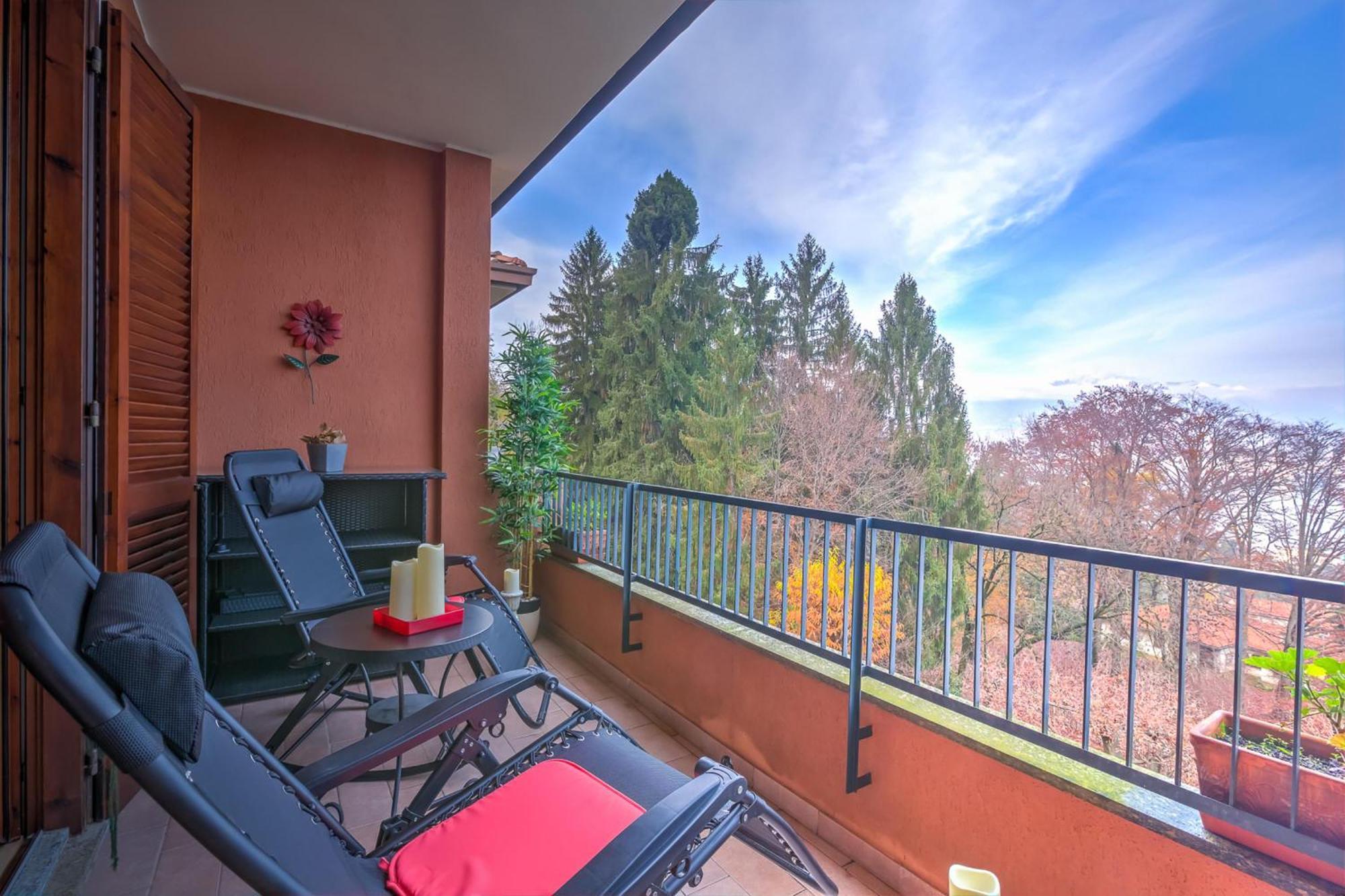 La Bellavista Penthouse Apartment Stresa Exterior photo